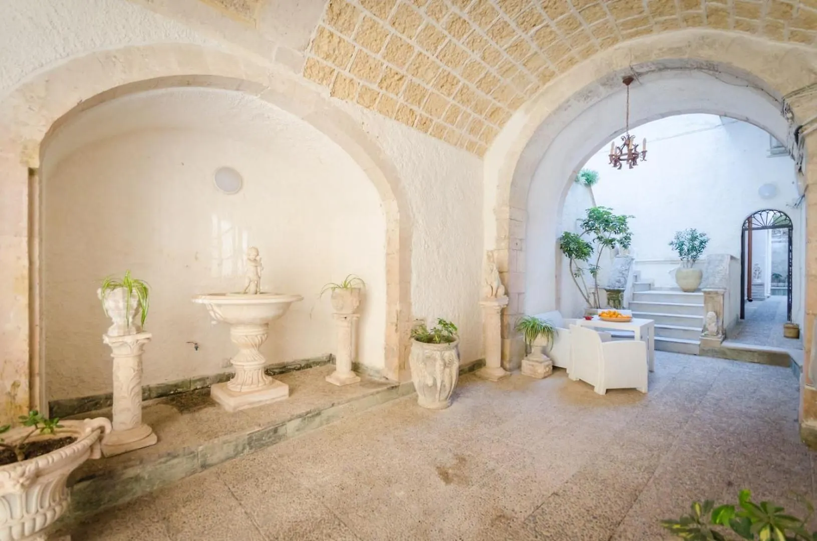 Dame' Villa Syracuse